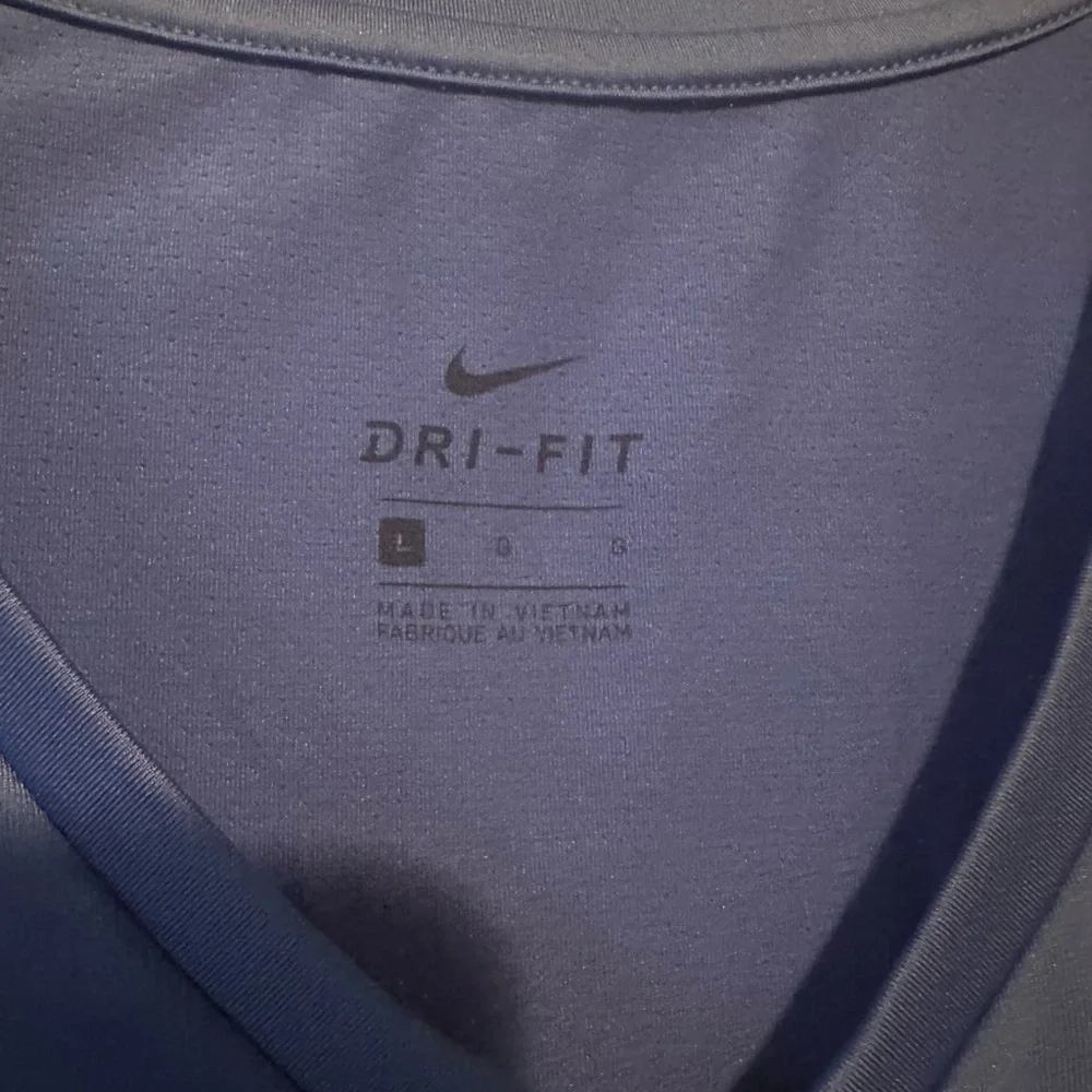Nike Women's Short Sleeve Blue Tee - Picture 3 of 4